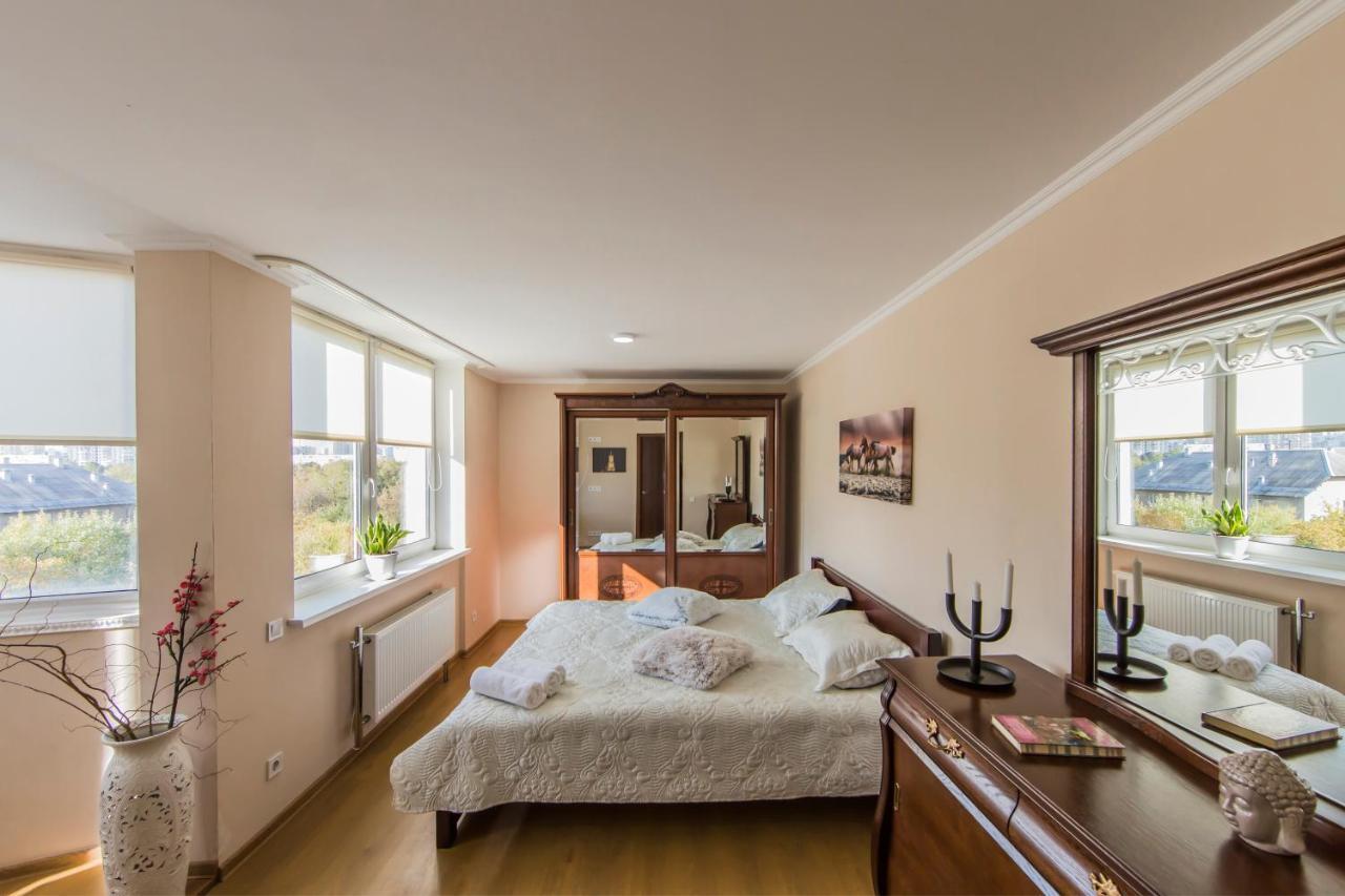 Super Comfort Flat For You Near The Metro. Киев Экстерьер фото