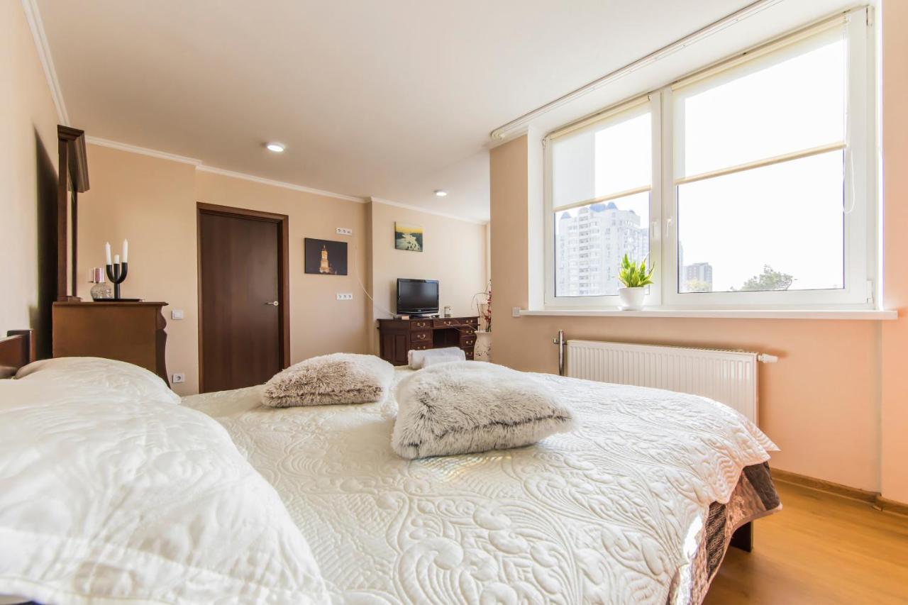 Super Comfort Flat For You Near The Metro. Киев Экстерьер фото